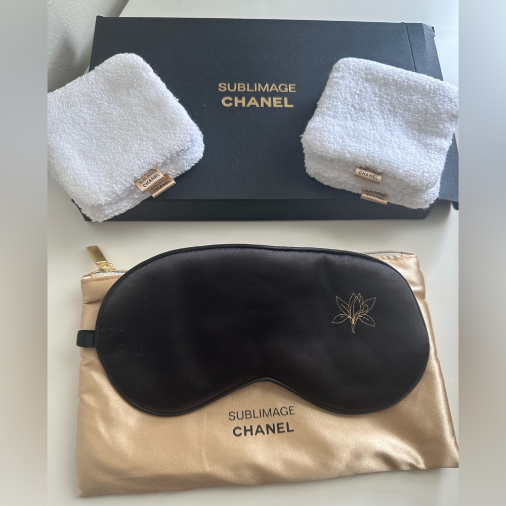 CHANEL SUBLIMAGE SILKY EYE MASK, POUCH & 4 COTTON WASHABLE MAKEUP REMOVER NIB